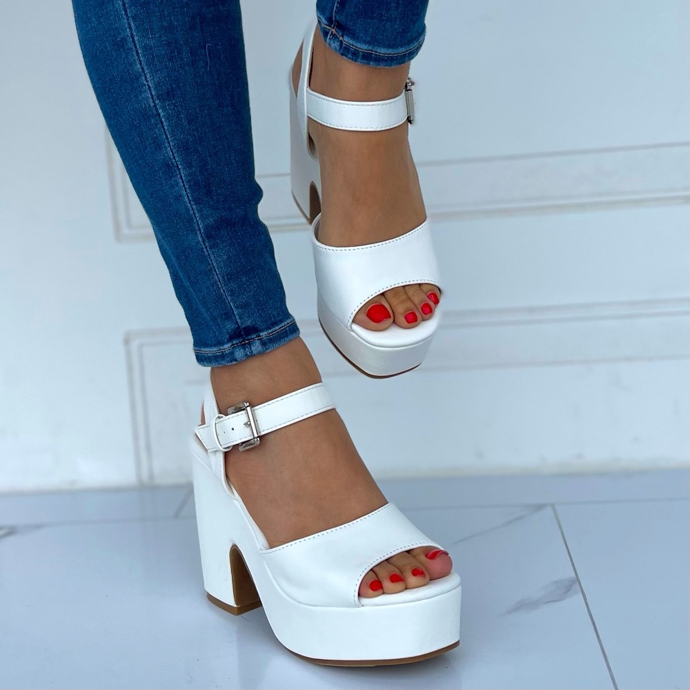 White platform sandals heels - Picture 5 of 6